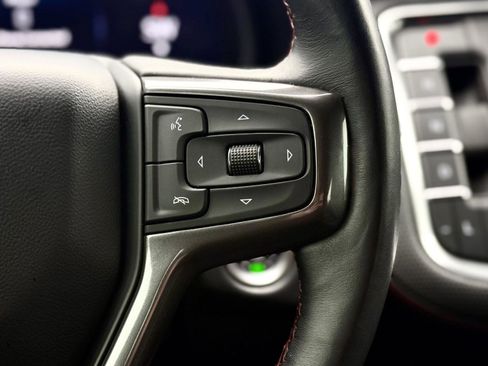 Used 2022 Chevrolet Suburban RST w/ Luxury Package image 21