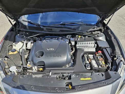 Used 2017 Nissan Maxima 3.5 SV FWD image 24