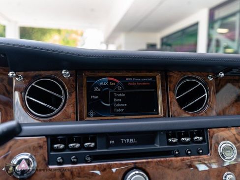 Used 2010 Rolls-Royce Phantom Coupe RWD image 29