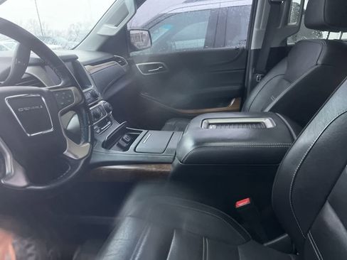 Used 2020 GMC Yukon Denali w/ Denali Ultimate Package image 24