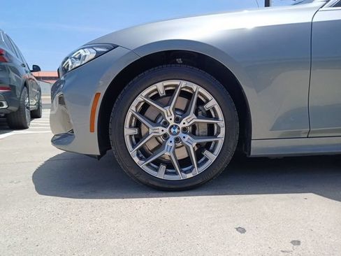 Used 2025 BMW 330i Sedan w/ Premium Package RWD image 5