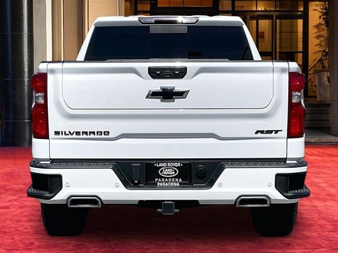Used 2024 Chevrolet Silverado 1500 RST w/ Redline Edition RWD image 4