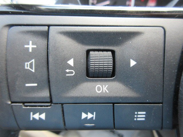 Used 2023 Nissan Rogue SL w/ SL Premium Package FWD image 22