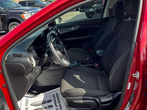 Used 2019 Kia Forte LXS FWD image 15