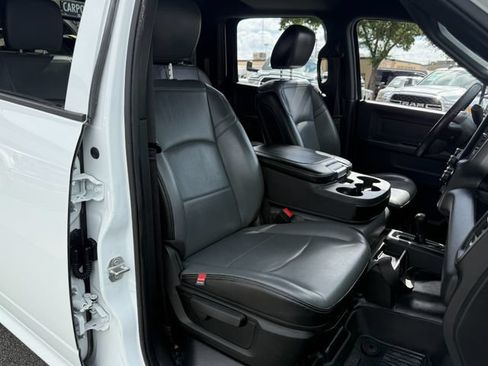 Used 2022 RAM 5500 Tradesman w/ Chrome Appearance Group AWD/4WD image 20
