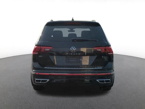 Used 2022 Volkswagen Tiguan SEL R-Line image 5