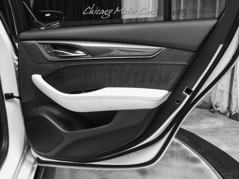 Used 2024 Cadillac CT5 V Blackwing w/ LPO, Blue Accent Package image 41