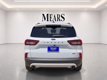 Used 2023 Ford Escape SE