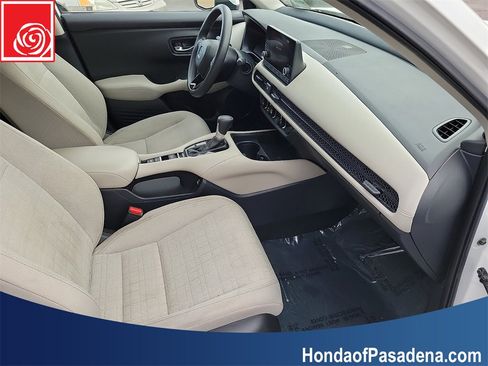 Used 2023 Honda HR-V LX image 21