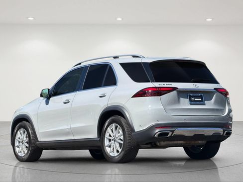 Used 2024 Mercedes-Benz GLE 350 4MATIC image 3