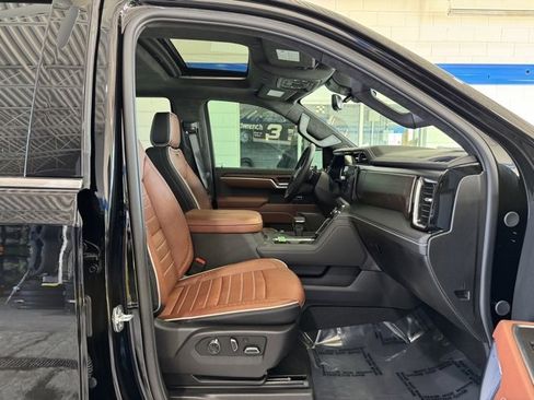 Used 2025 GMC Sierra 1500 Denali Ultimate image 15