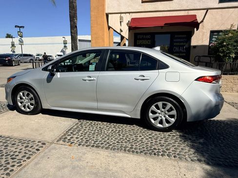 Used 2026 Toyota Corolla LE FWD image 8