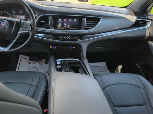 Used 2024 Buick Enclave Essence w/ Experience Buick Package FWD image 17