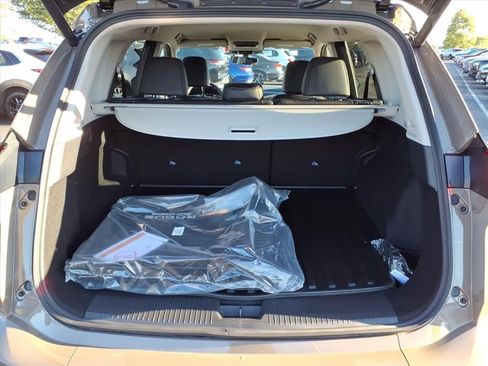 New 2026 Nissan Rogue SV image 9
