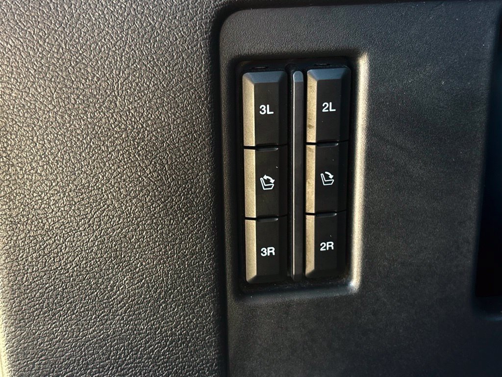 Used 2024 Ford Expedition Platinum RWD image 27