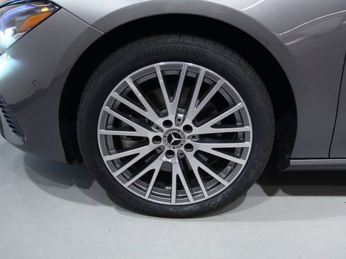 Certified 2025 Mercedes-Benz CLA 250 4MATIC image 18