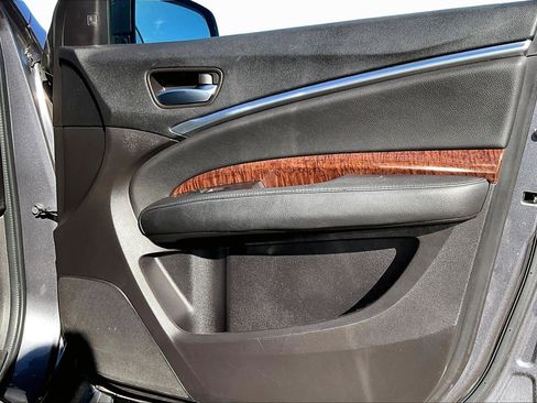 Used 2017 Acura MDX FWD w/ Technology Package image 18