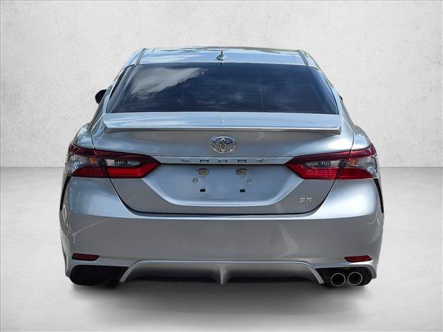 Used 2022 Toyota Camry SE FWD image 6