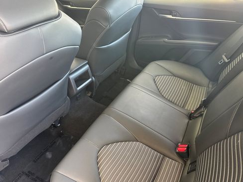 Used 2024 Toyota Camry SE w/ Blackout Package (TMS) image 11