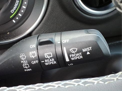 Used 2023 Jeep Wrangler Unlimited Sahara w/ Cold Weather Group AWD/4WD image 23