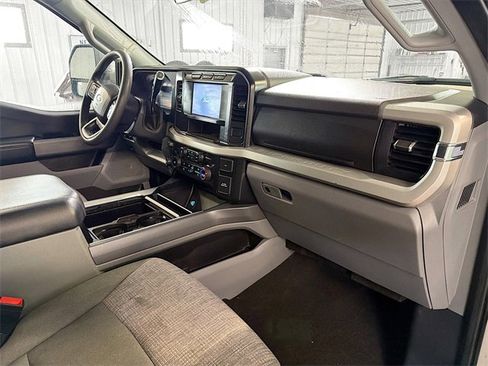 Used 2024 Ford F250 XLT image 12