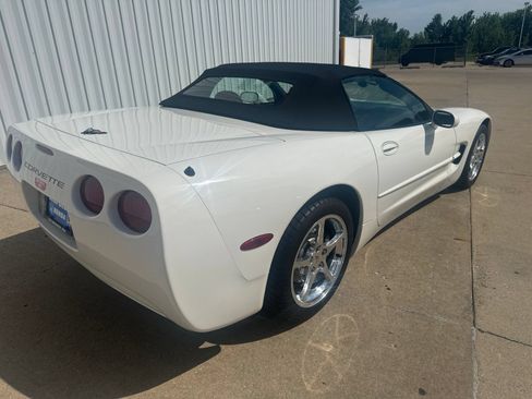 Used 2002 Chevrolet Corvette Convertible w/ Preferred Equipment Group2 RWD image 7