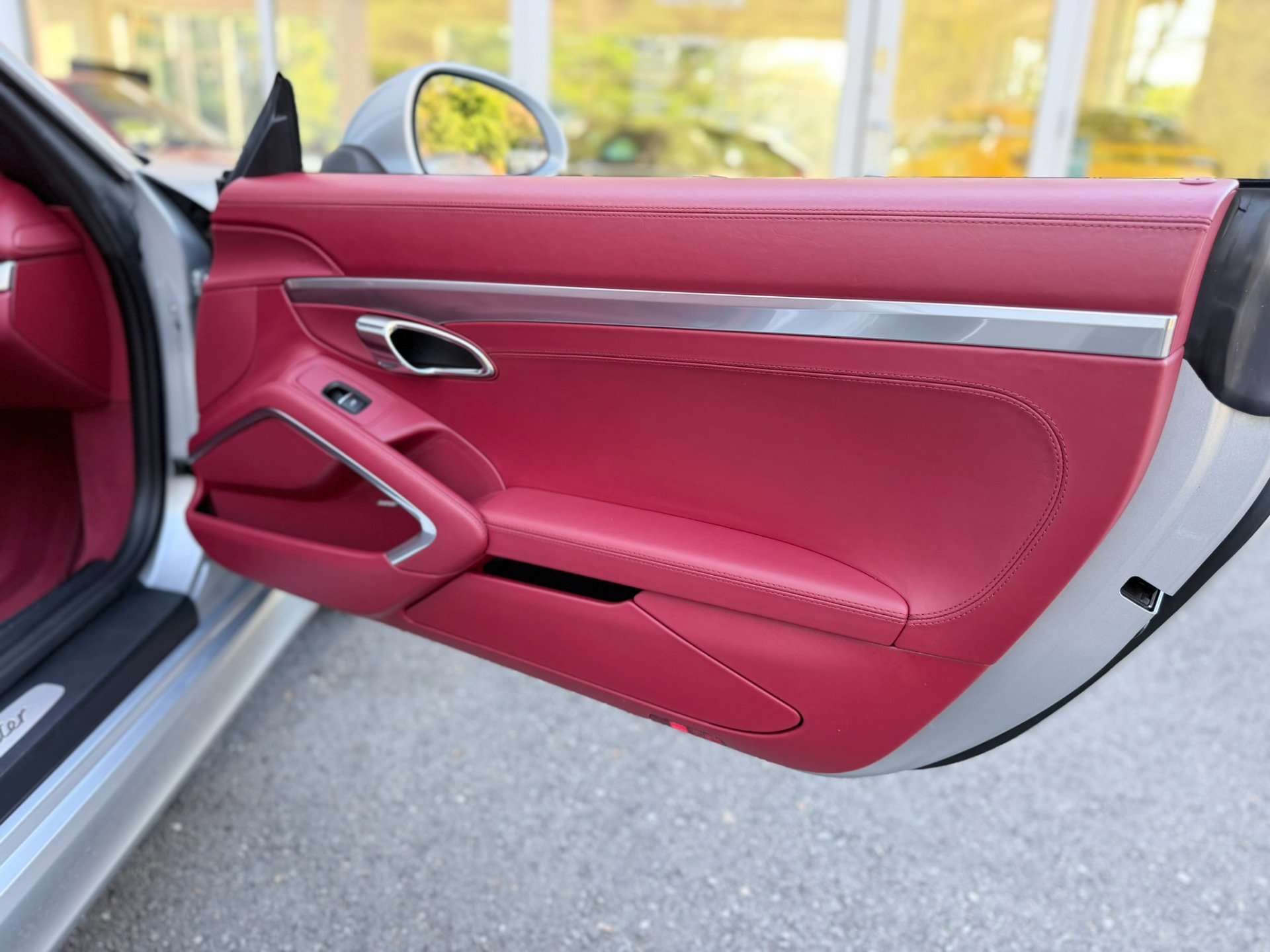 Used 2014 Porsche Boxster RWD image 49