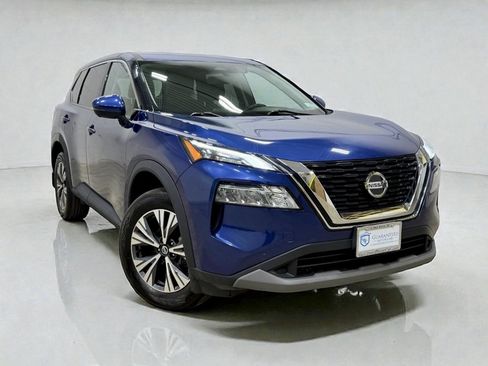 Used 2021 Nissan Rogue SV image 4