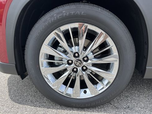 New 2026 Toyota Grand Highlander AWD image 13