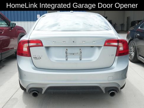 Used 2018 Volvo S60 T5 Dynamic w/ Vision Package FWD image 5