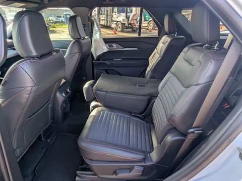 New 2026 Ford Explorer ST-Line image 15