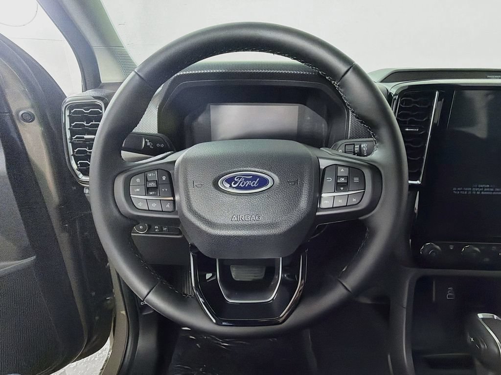 New 2026 Ford Ranger XLT w/ FX4 Off-Road Package AWD/4WD image 10