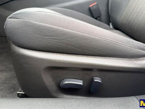 Used 2024 Nissan Altima 2.5 SV FWD image 13