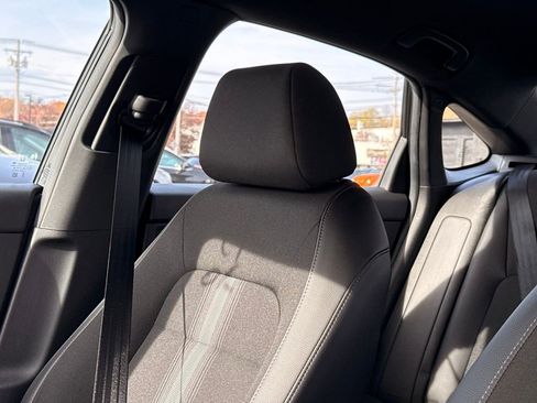 Used 2025 Honda Civic Sport image 25