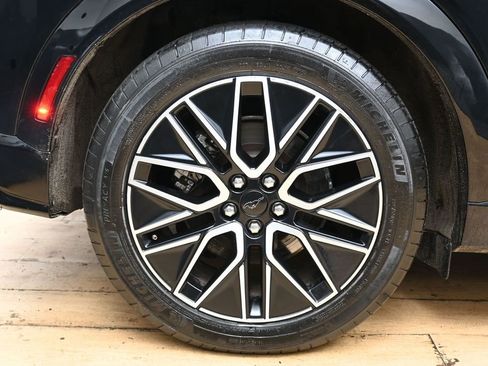 Used 2024 Ford Mustang Mach-E Premium AWD/4WD image 14