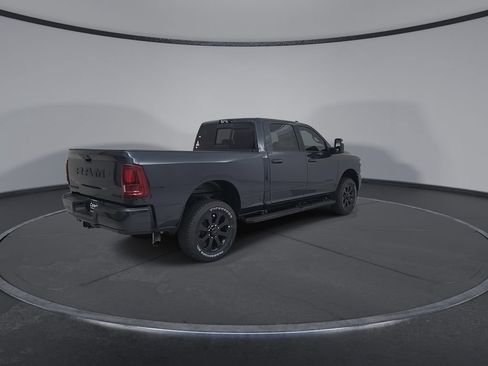 New 2026 RAM 2500 Laramie AWD/4WD image 15