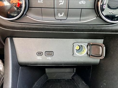 Used 2025 Buick Encore GX Preferred FWD image 14