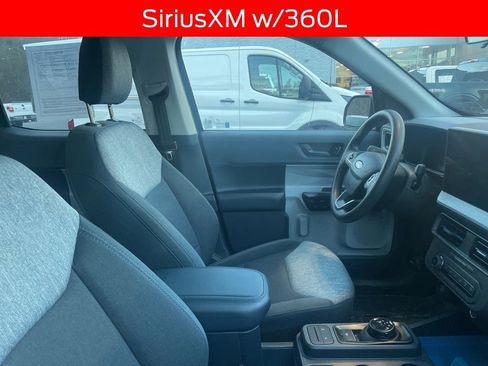 Used 2025 Ford Maverick XLT w/ 4K Tow Package image 11