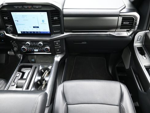 Used 2022 Ford F150 Lariat w/ Equipment Group 502A High image 39