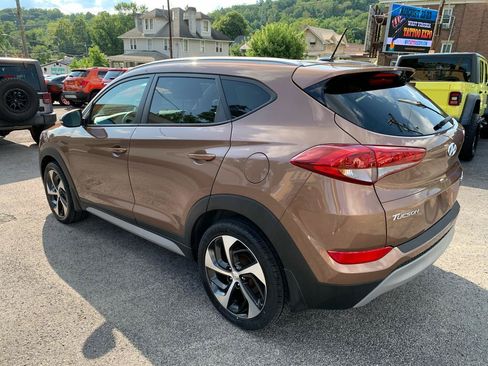Used 2017 Hyundai Tucson Sport AWD/4WD image 3