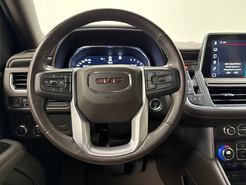 Used 2023 GMC Yukon SLT RWD image 30
