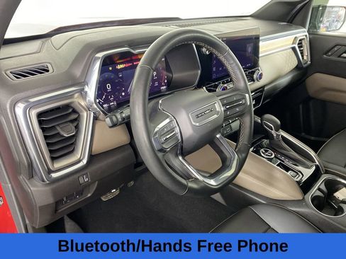 Used 2024 GMC Canyon Denali image 13