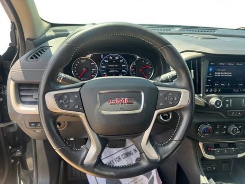 Used 2022 GMC Terrain Denali w/ Denali Premium Package AWD/4WD image 13