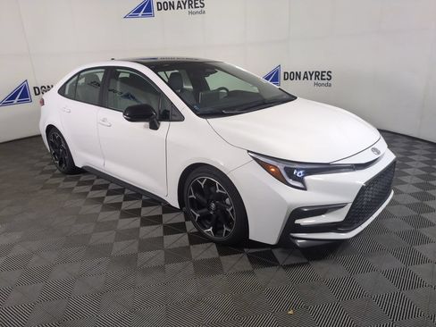 Used 2025 Toyota Corolla FX w/ Convenience Package FWD image 10
