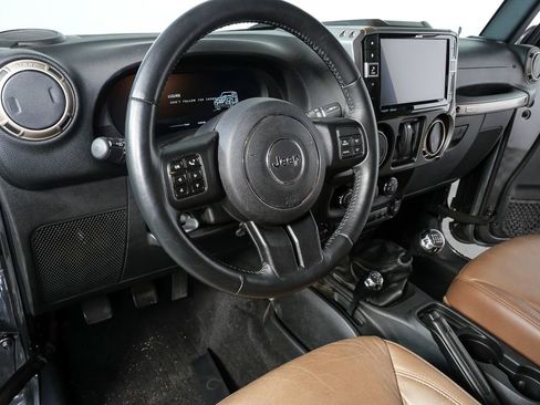 Used 2017 Jeep Wrangler Sahara image 31