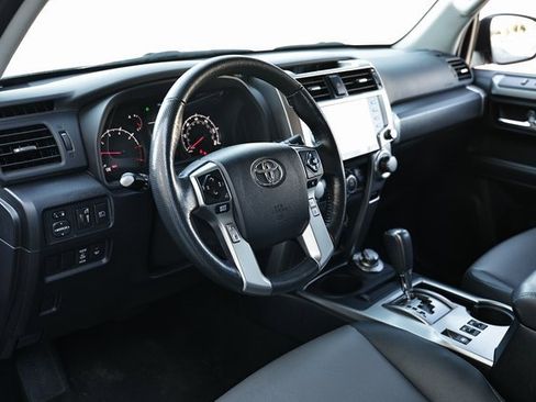 Used 2024 Toyota 4Runner SR5 Premium image 21