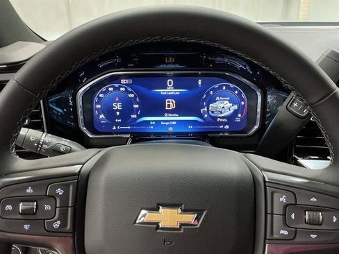 New 2026 Chevrolet Silverado 3500 High Country w/ High Country Premium Package AWD/4WD image 13