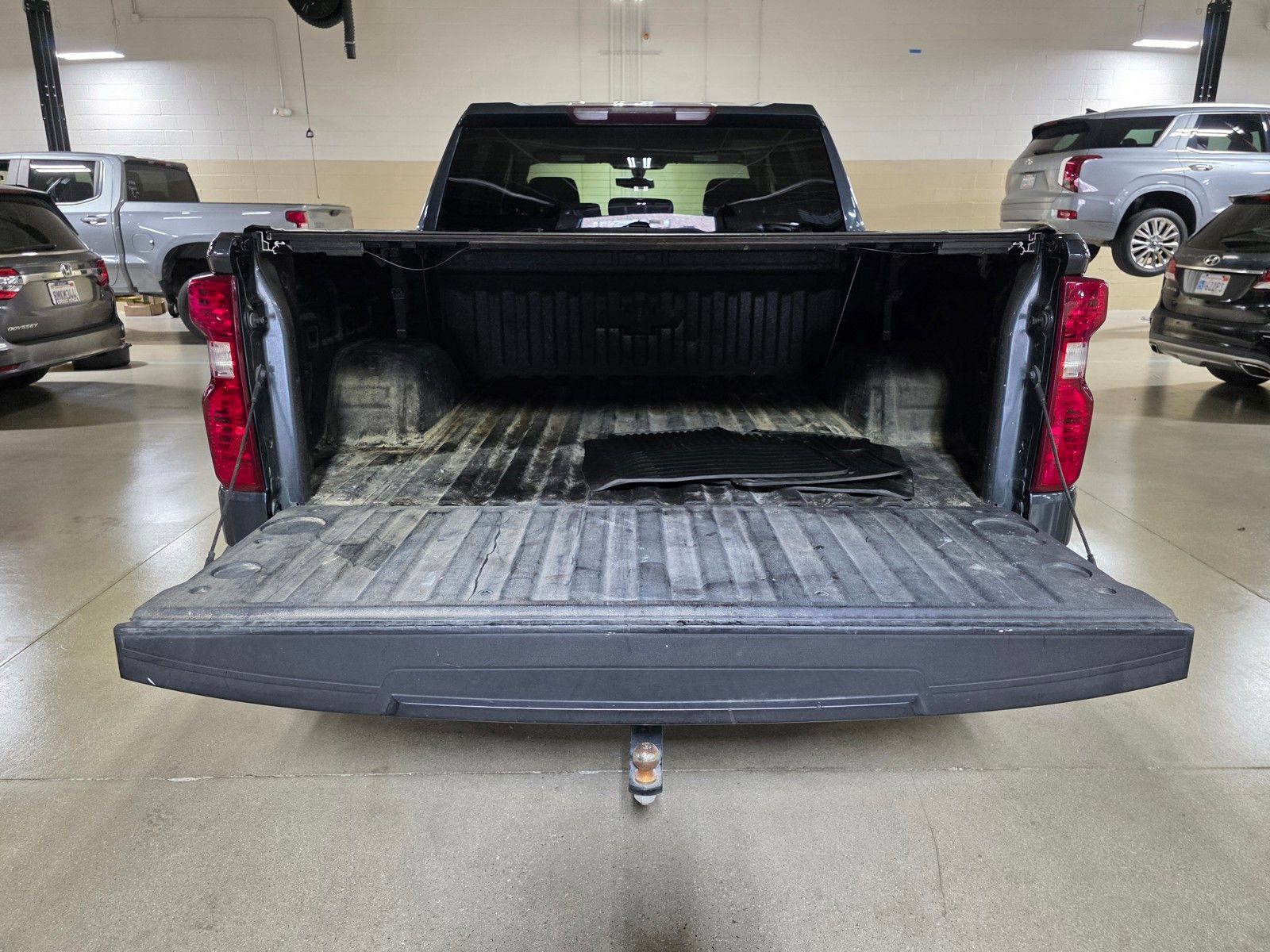 Used 2020 Chevrolet Silverado 1500 LT w/ All-Star Edition AWD/4WD image 14