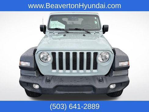Used 2023 Jeep Wrangler Sport S image 17