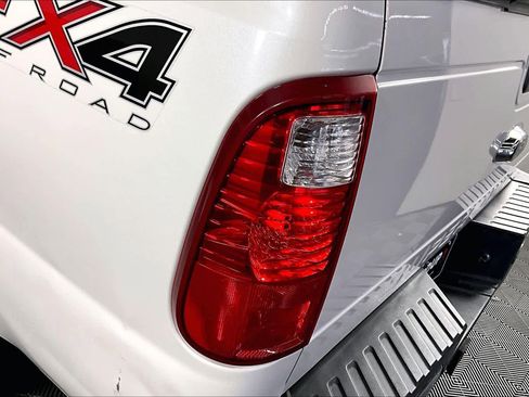 Used 2014 Ford F250 Lariat w/ Lariat Ultimate Package image 26